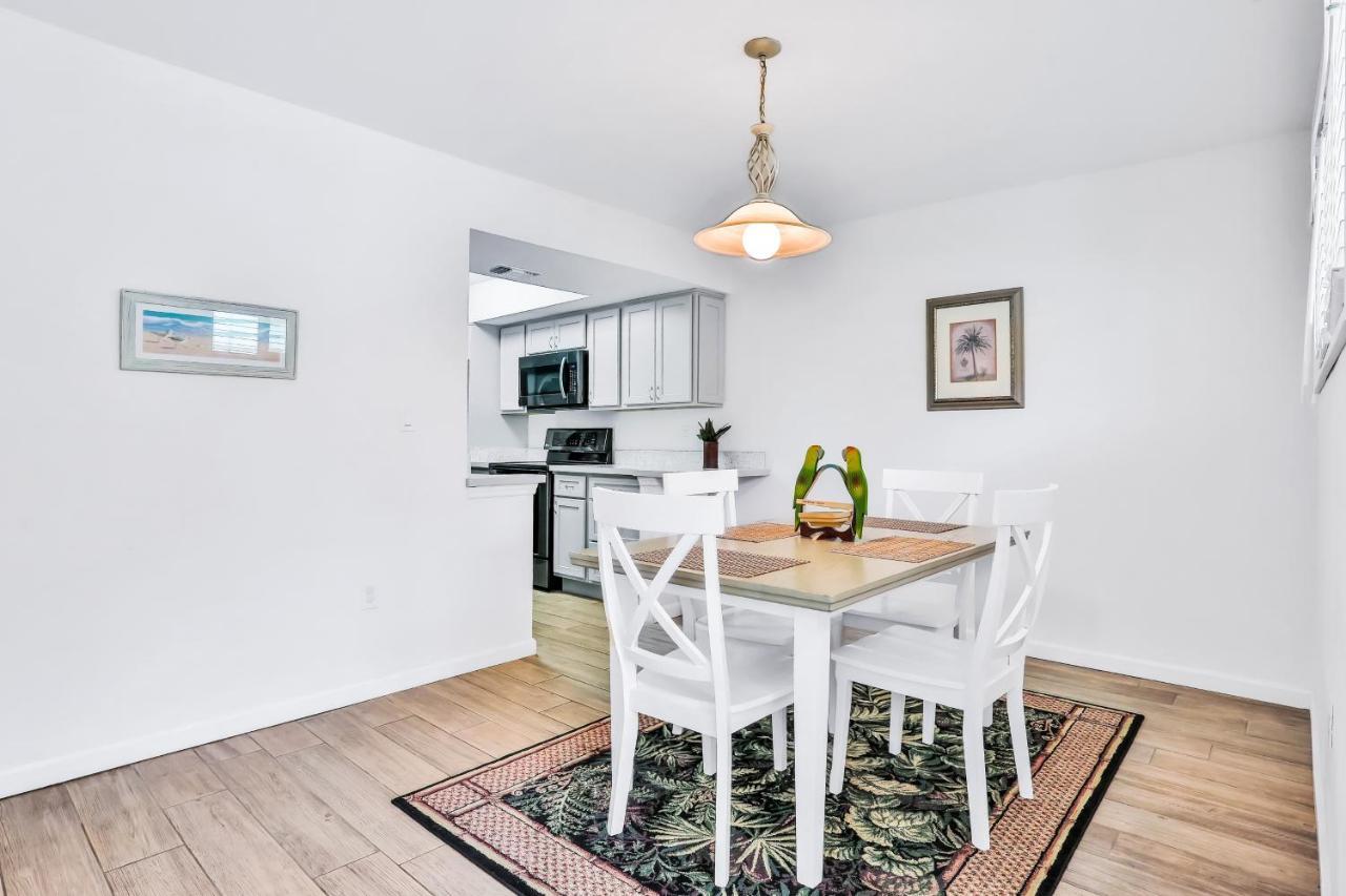 Вилла St Augustine Beach Hideaways Сент-Огастин Экстерьер фото